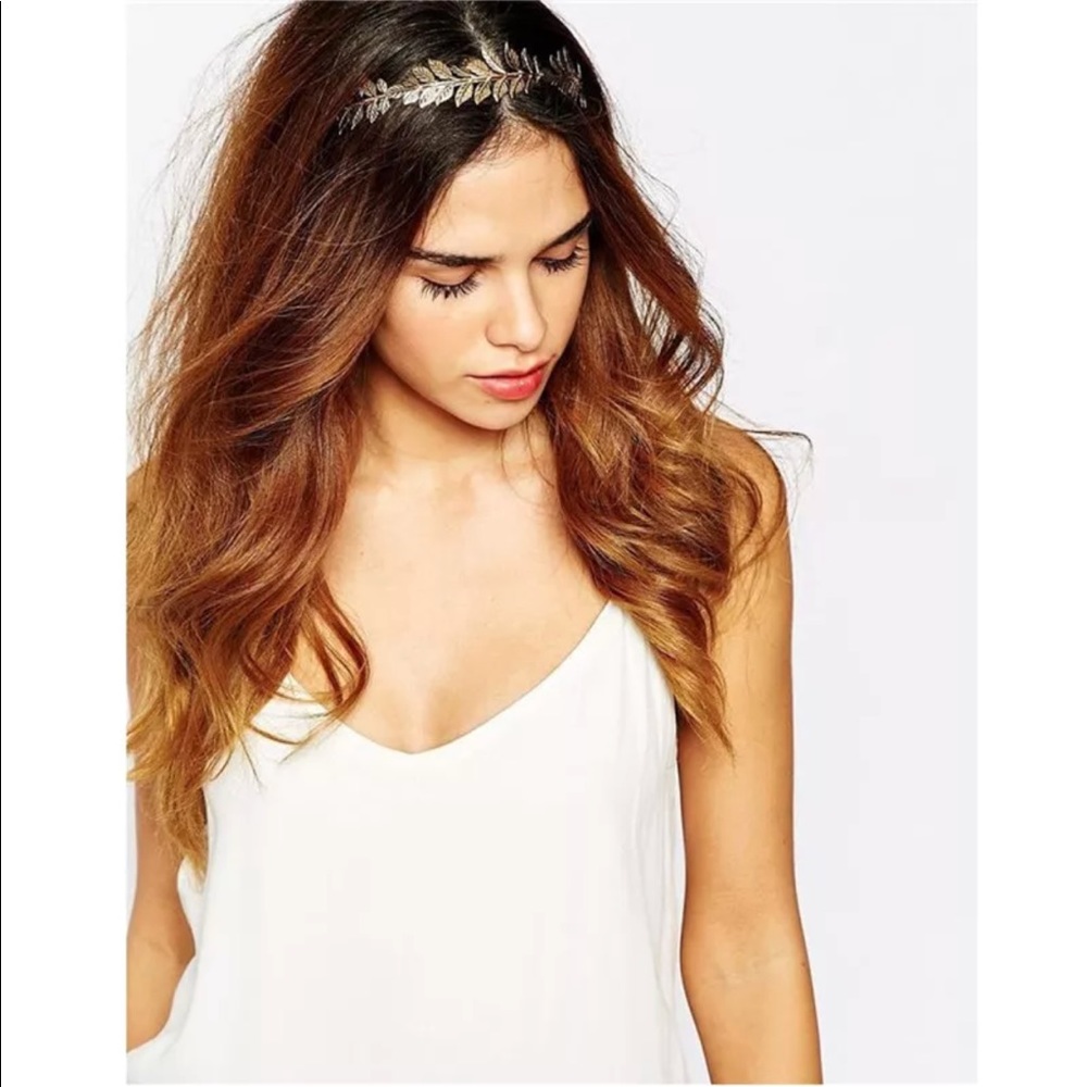 Golden leaf head bang